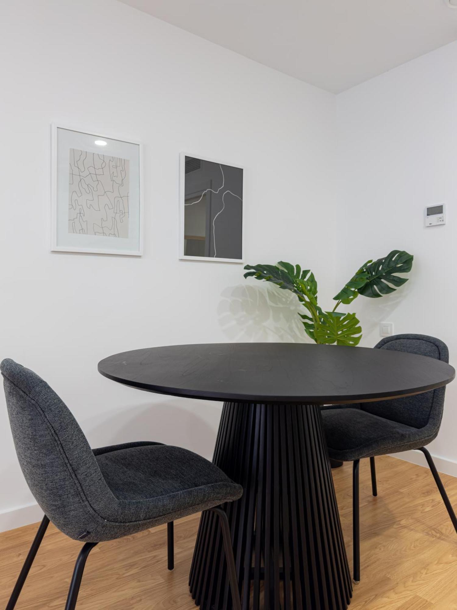 Stay U-Nique Apartments Albeniz Bcn L'Hospitalet de Llobregat Dış mekan fotoğraf